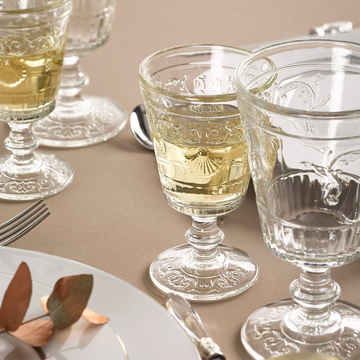 Versailles Large Stemmed Wine Glass - 40cl