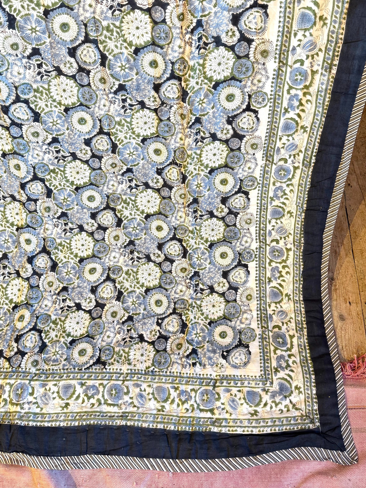 Double Quilts - Navy & White