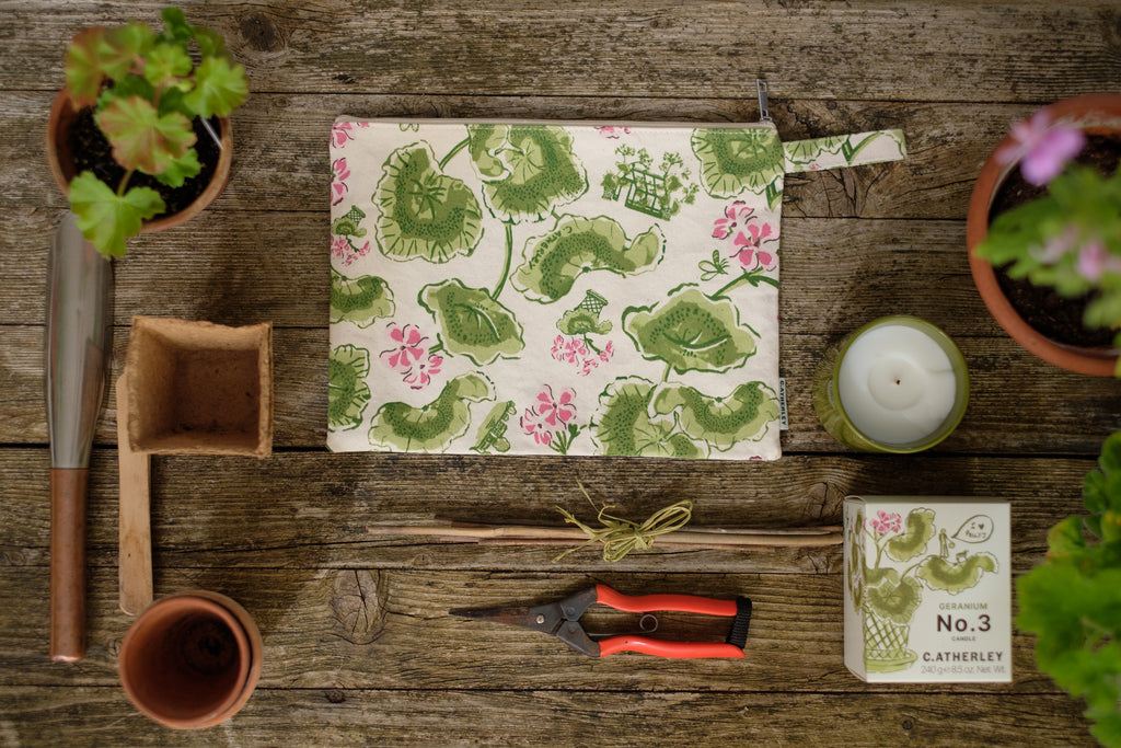 No. 3 Pellymania Zip Purse