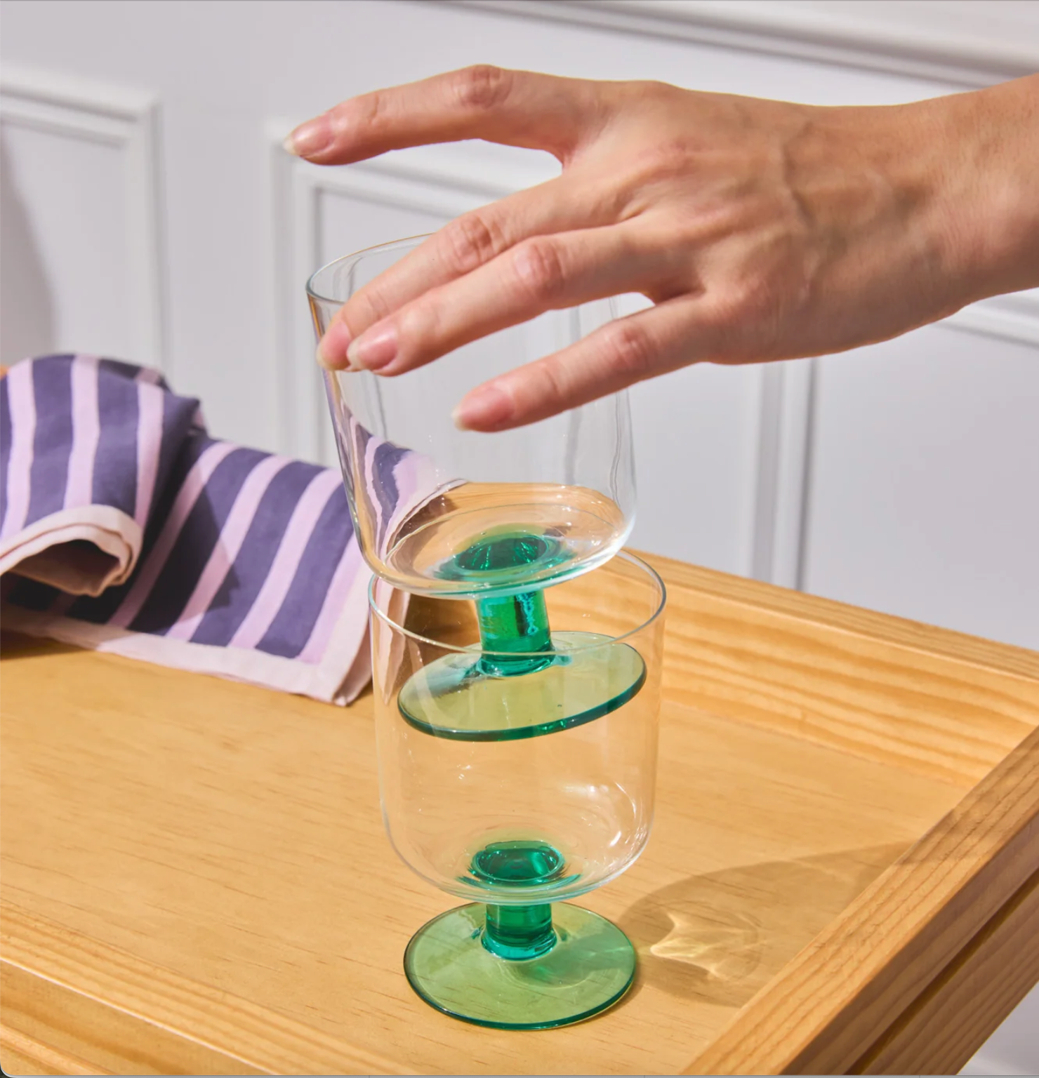 Pair of Eddie Wine Glasses