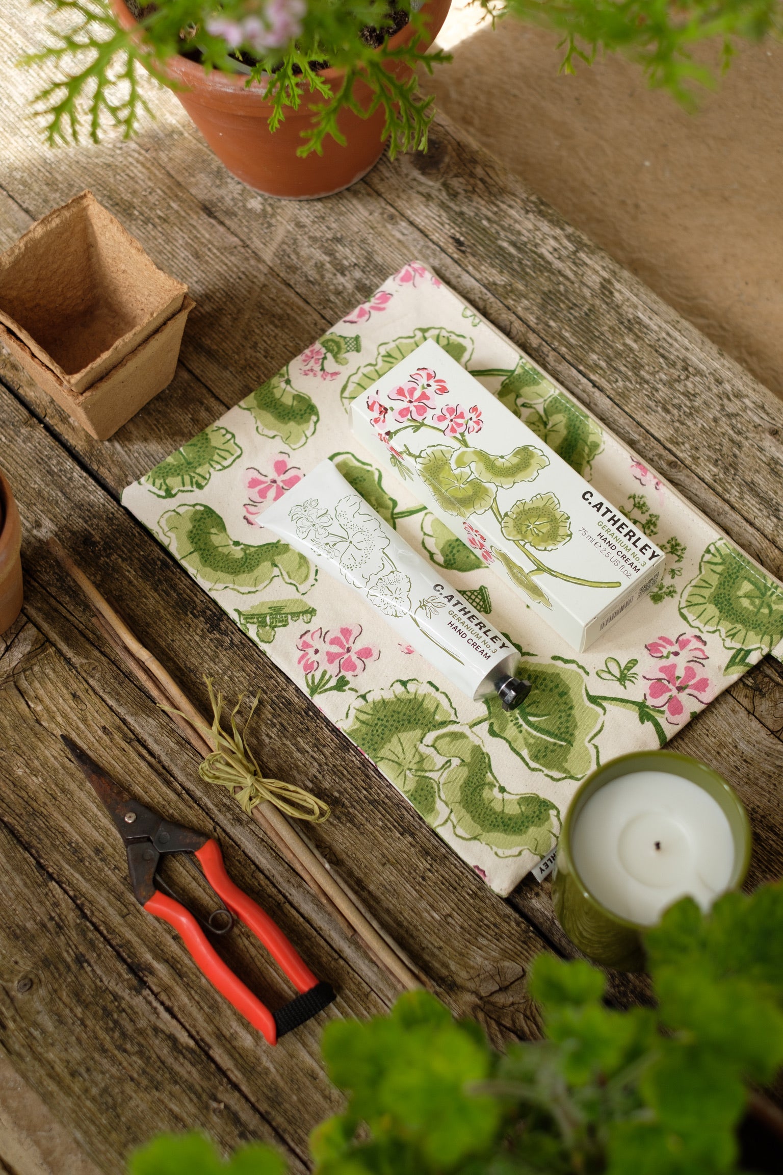 No. 3 Pellymania Zip Purse