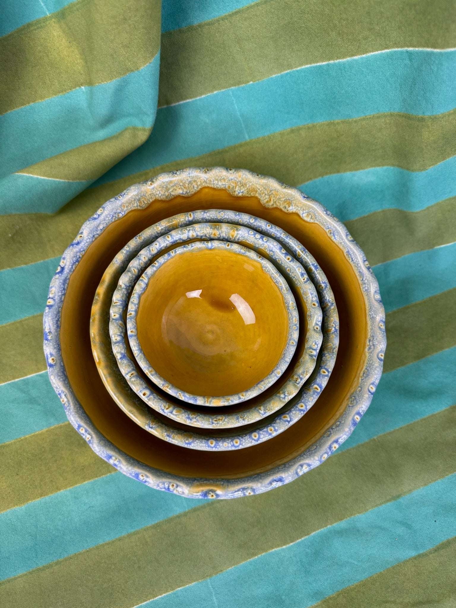 Large nest of 4 bowls