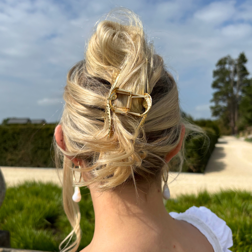 Gold Metal Starfish Claw Clip