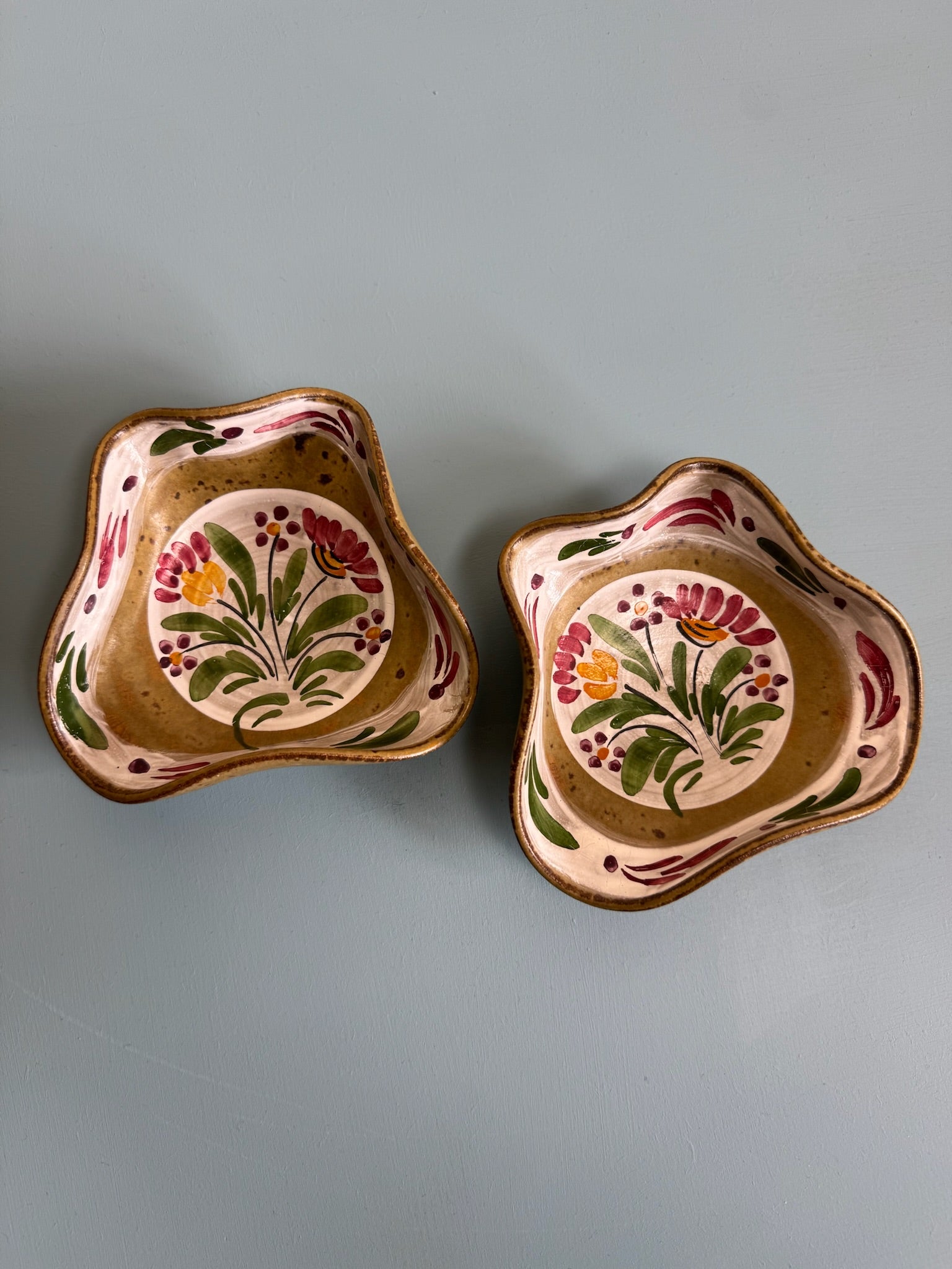 Vintage Hand Painted Wavy Edge Small Dish