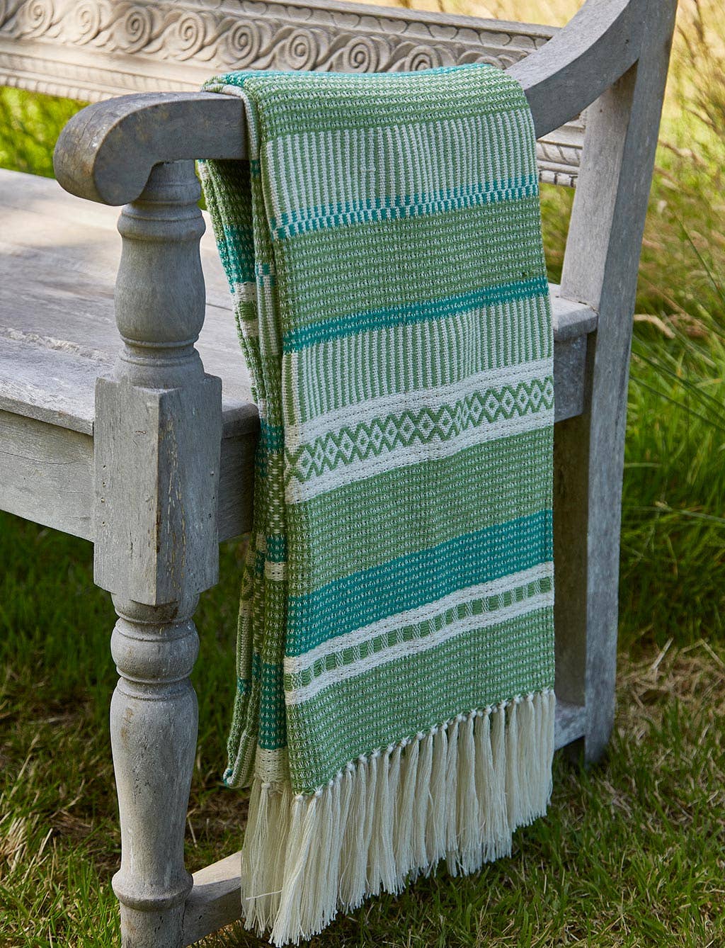 Darjeeling Clover Throw