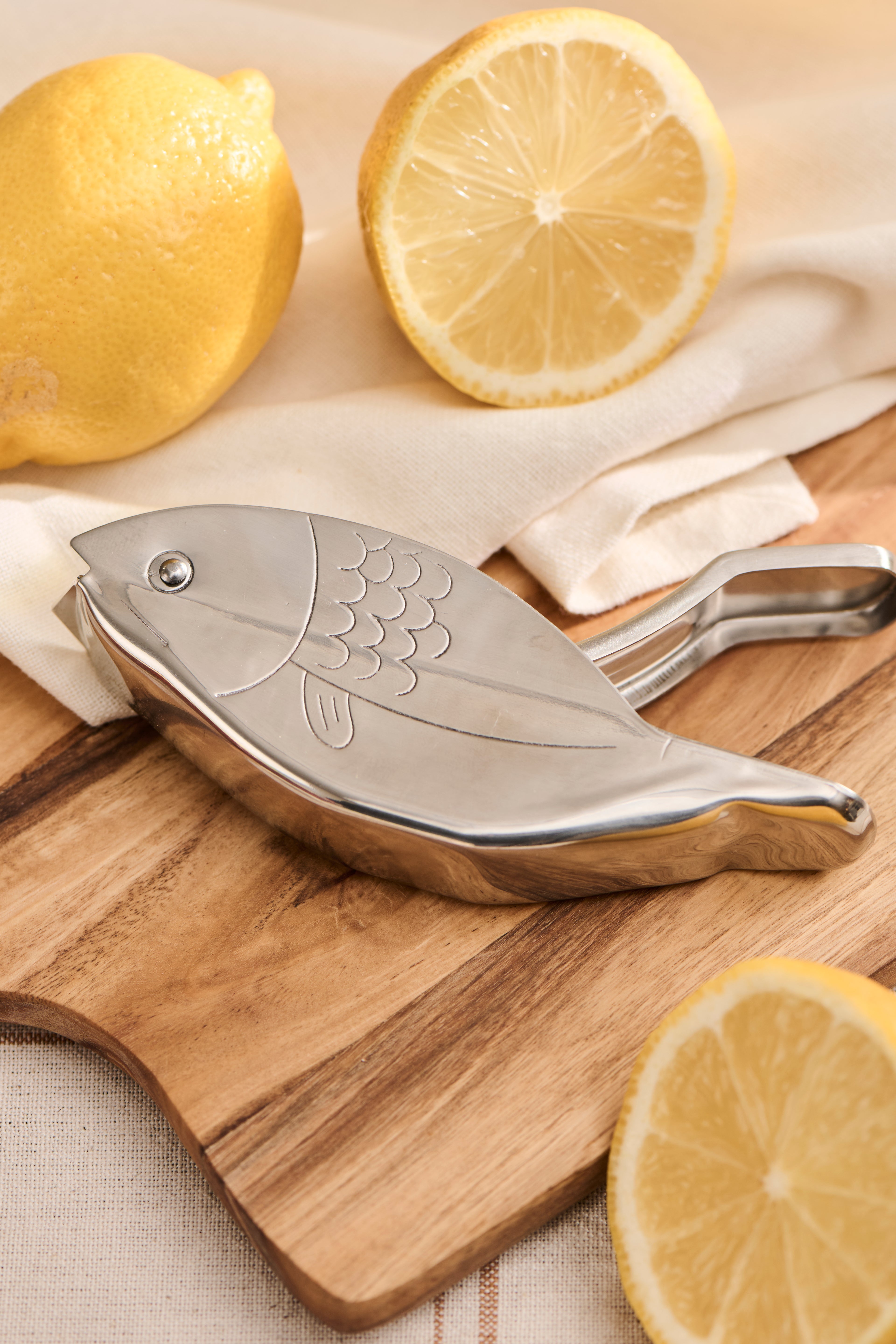 Fish Lemon Stainless Squeezer