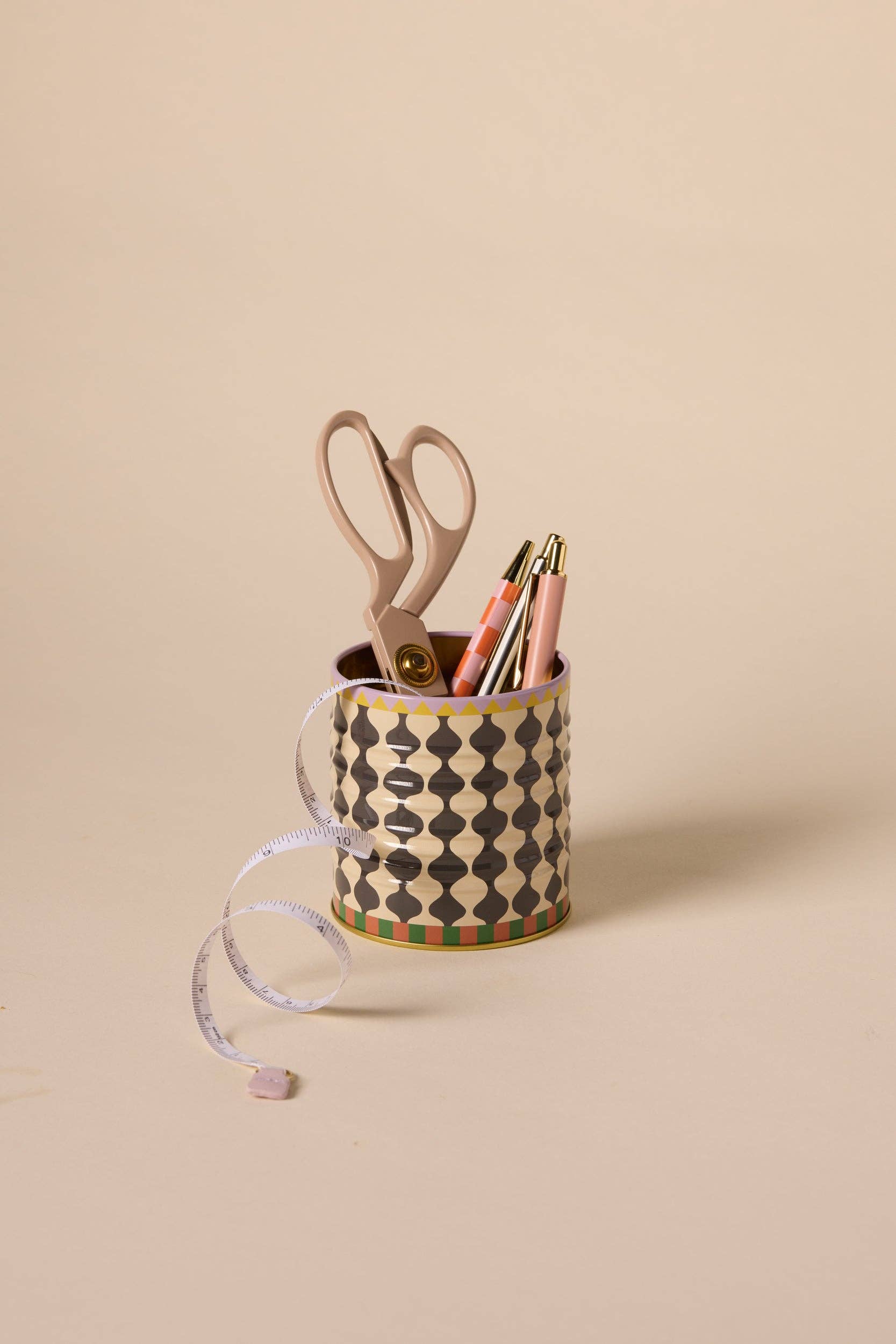 Black & White Wavy Storage Tin