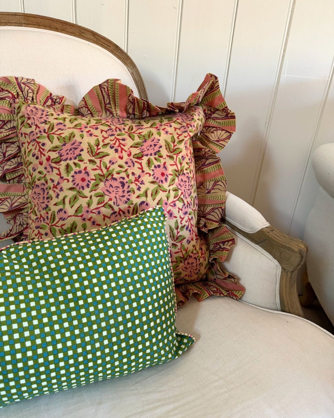 Briar Grove Cushion