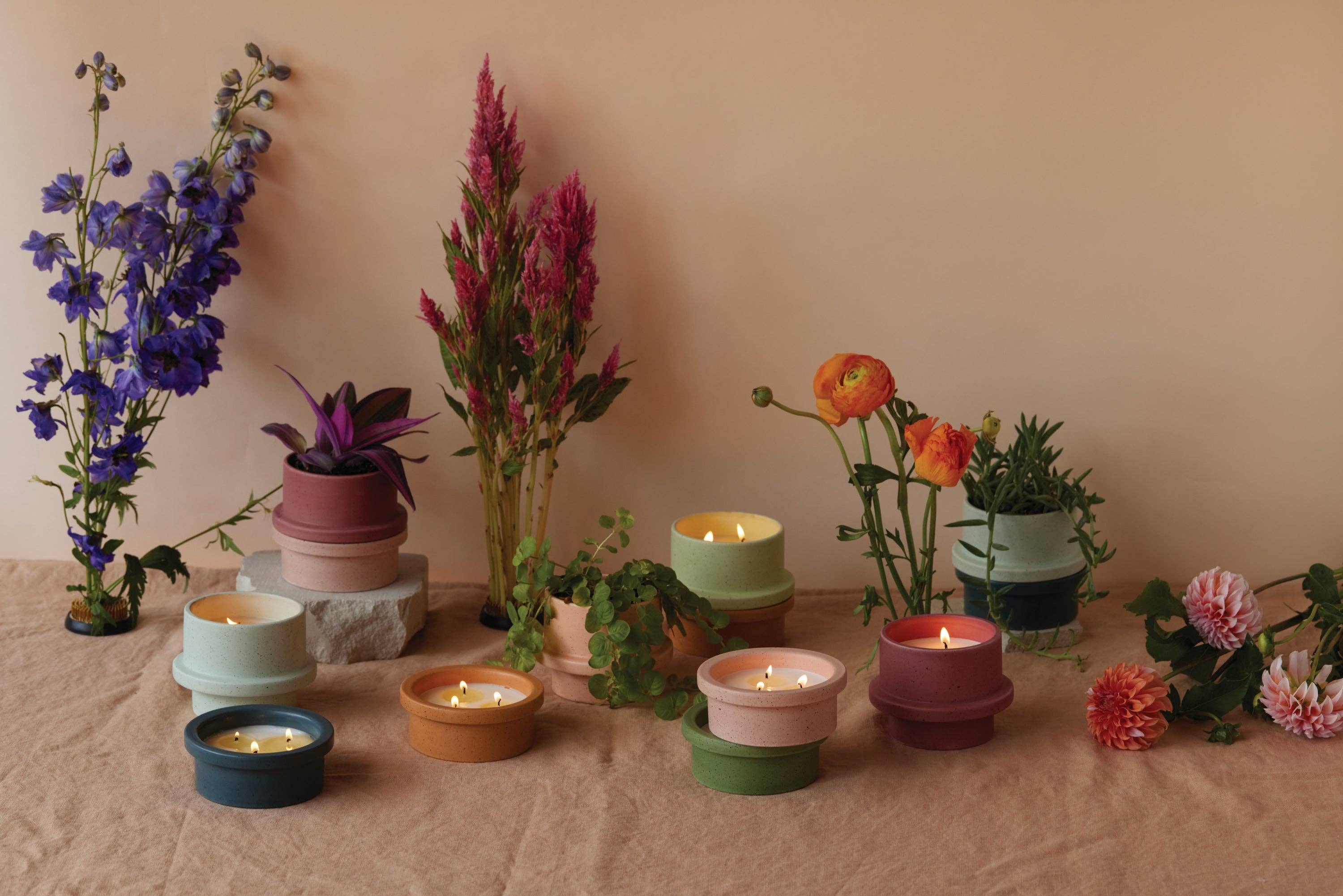 Red Folia Ceramic Reusable Candle - Saffron Rose