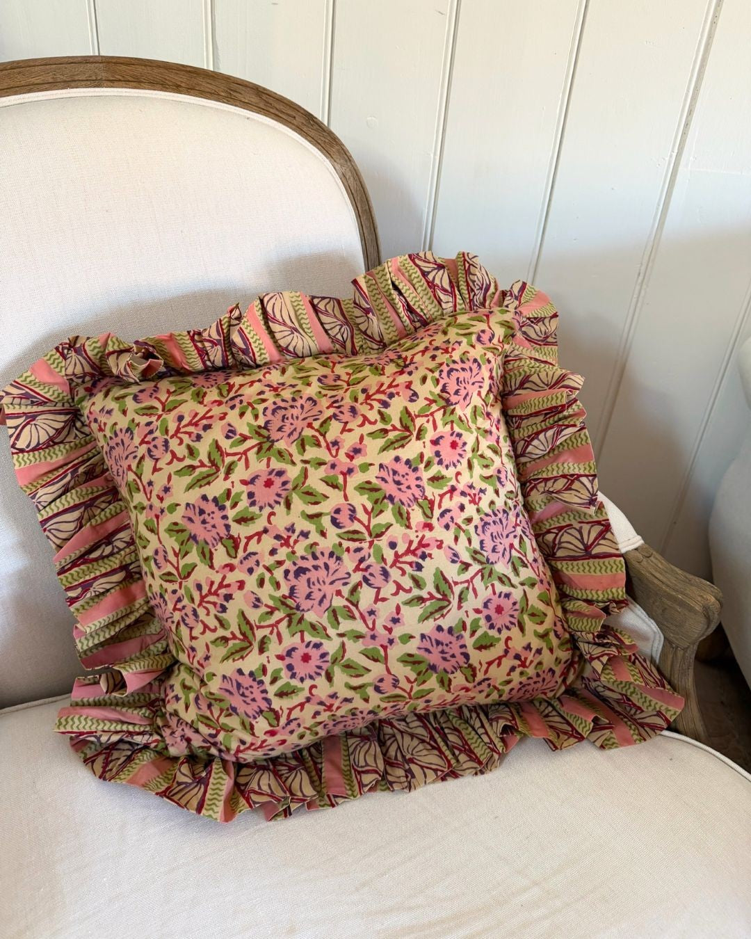Briar Grove Cushion