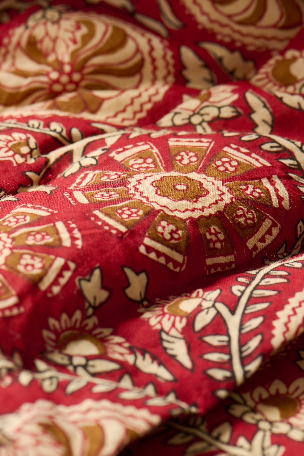 Quilt Red/Earth Pattern